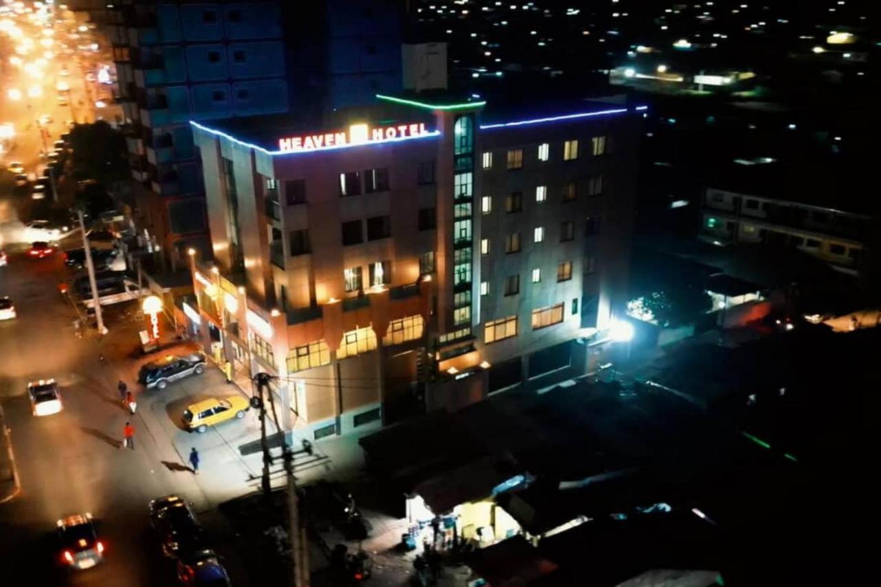 New Heaven Hotel Yaoundé Eksteriør billede